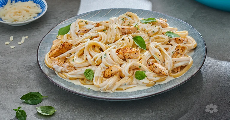 Fettuccine Alfredo
